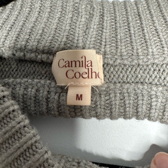 Gorgeous Camila Coelho Safaa Cropped Sweater in Grey - Picture 3 of 9